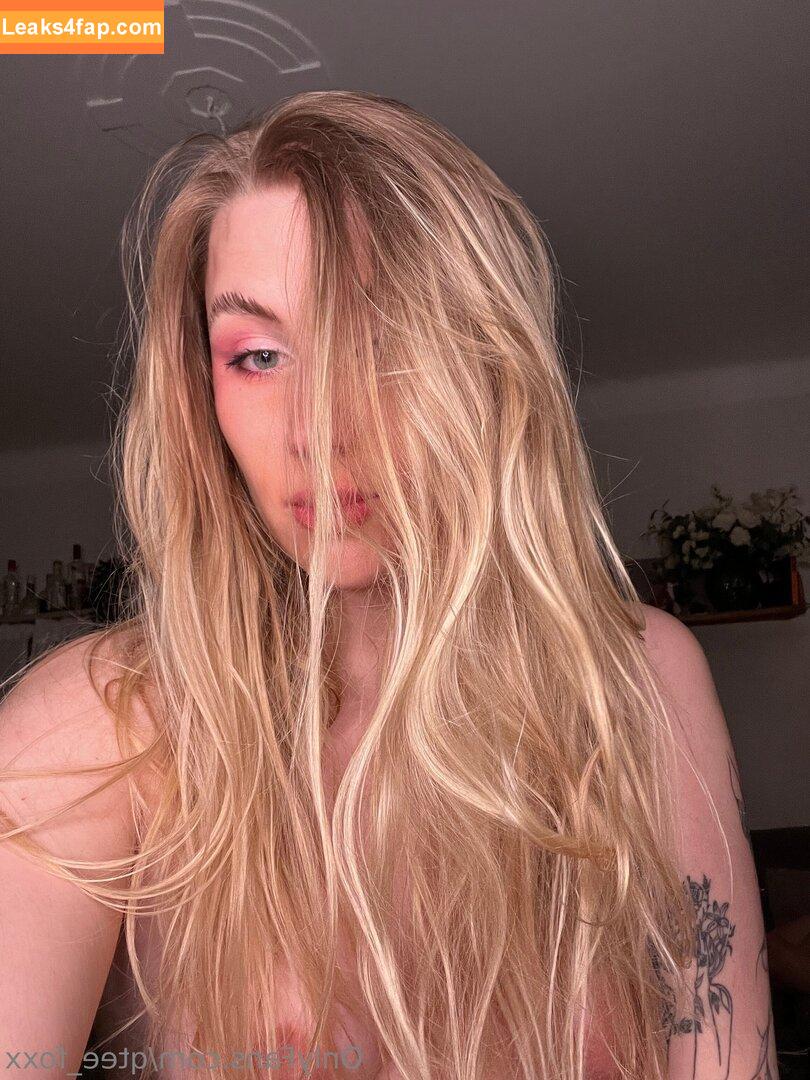 qtee_foxx /  leaked photo photo #0024