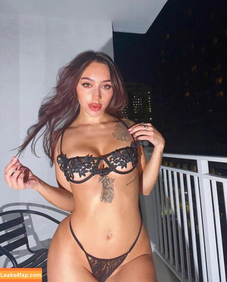 Sisi Rose / Sierra Reveron / jmac1864 / sisirose / thesisirose leaked photo photo #0349