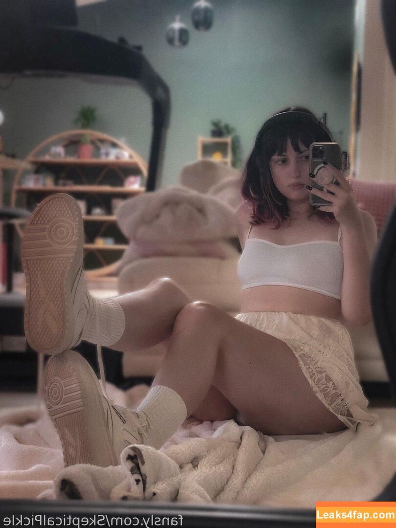 SkepticalPickle ASMR / skepticalpickle leaked photo photo #0012
