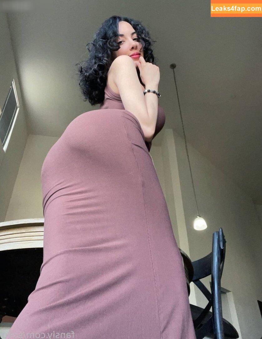 SwimsuitSuccubus / skyress_vip leaked photo photo #0001