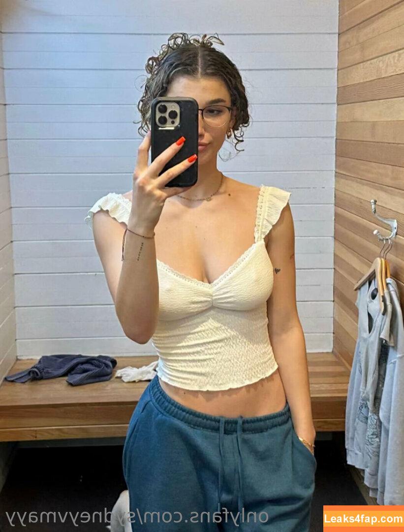 sydneyvmayy /  leaked photo photo #0021