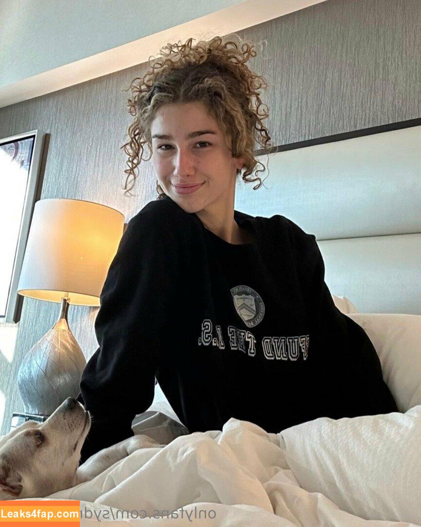 sydneyvmayy /  leaked photo photo #0025