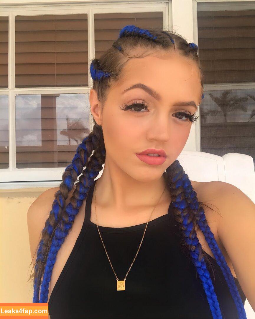 Woah Vicky / imwoahvicky / victoriaroseeee leaked photo photo #0018