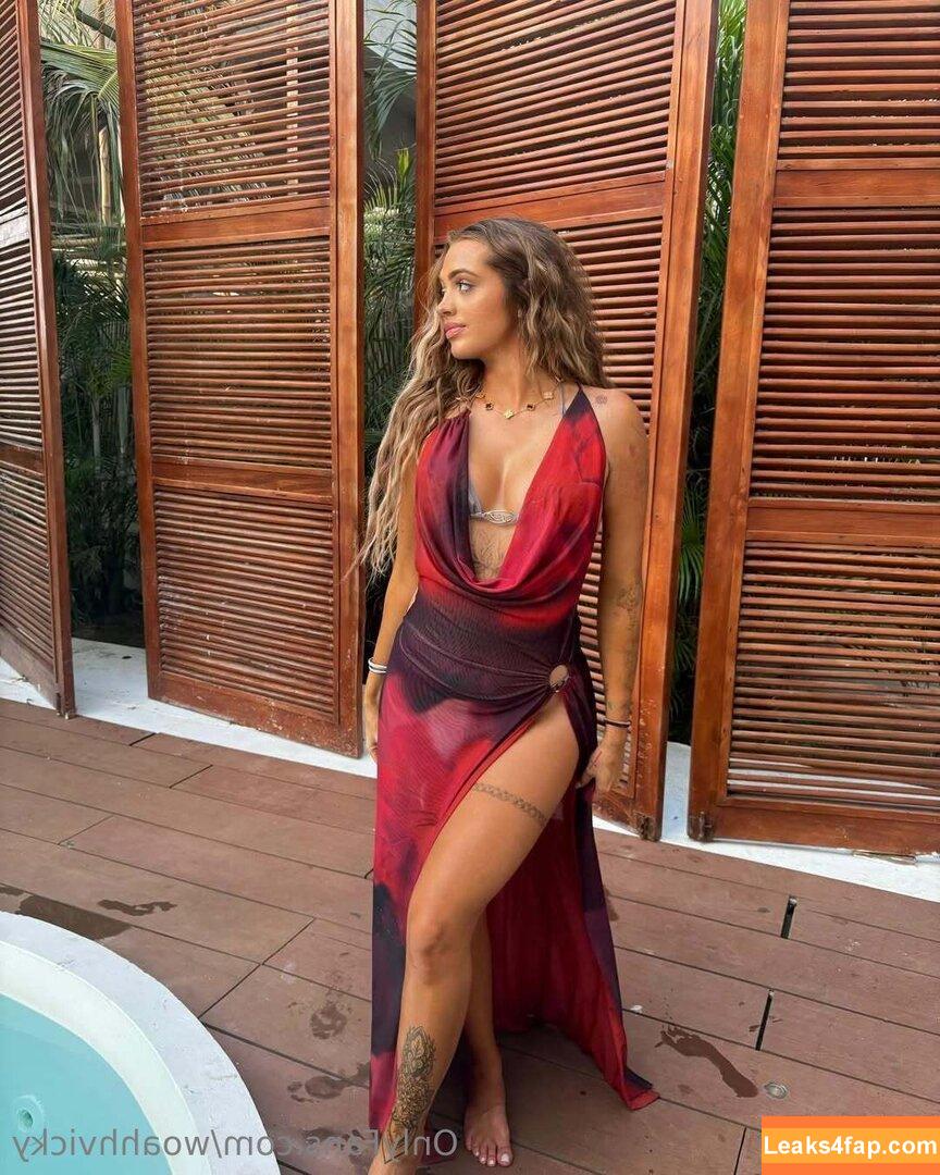 Woah Vicky / imwoahvicky / victoriaroseeee leaked photo photo #0042