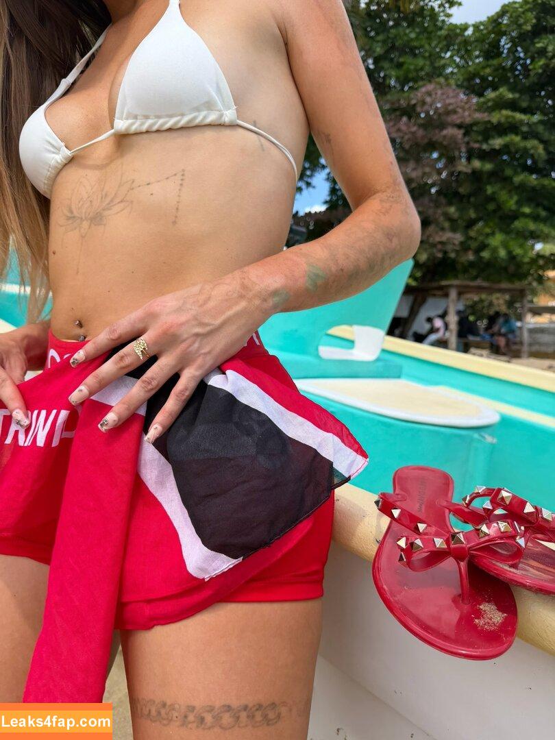 Woah Vicky / imwoahvicky / victoriaroseeee leaked photo photo #0098