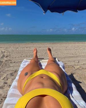Pineapplebrat photo #0001