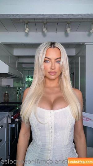 Lindsey Pelas фото #0003