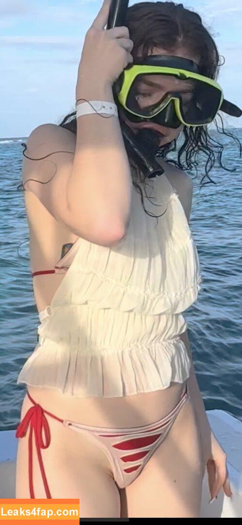 1160 /  leaked photo photo #0929