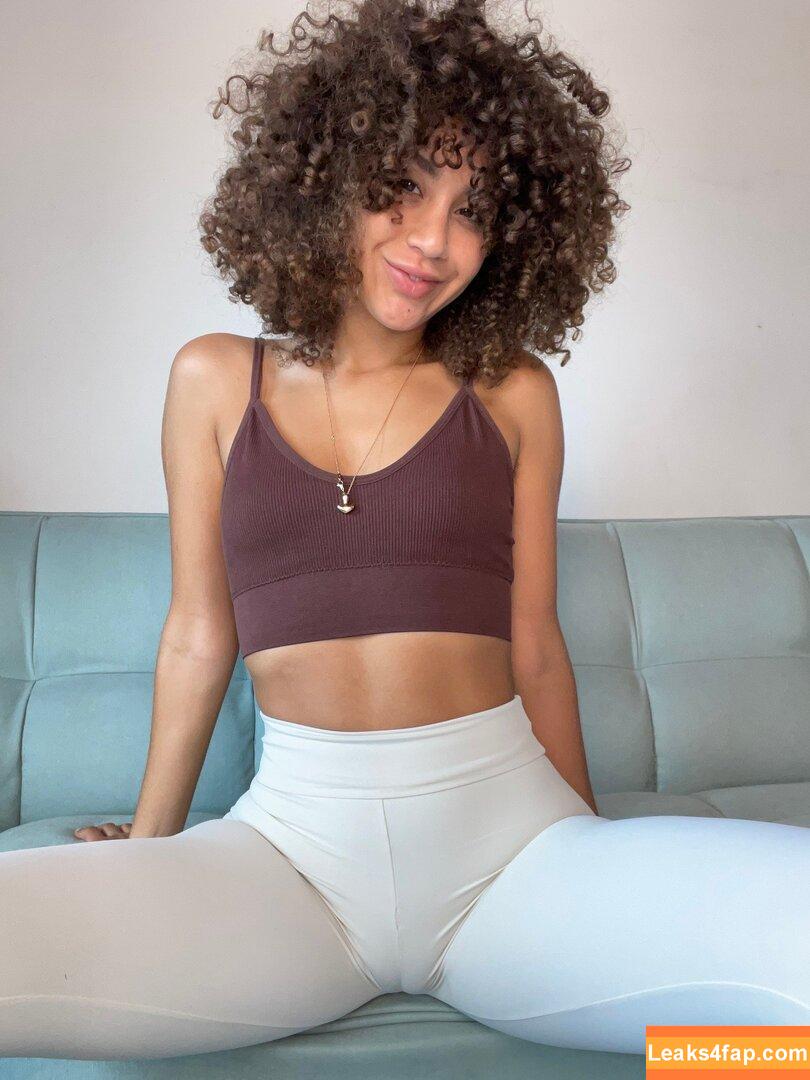 Beatrice Segreti /  leaked photo photo #0007