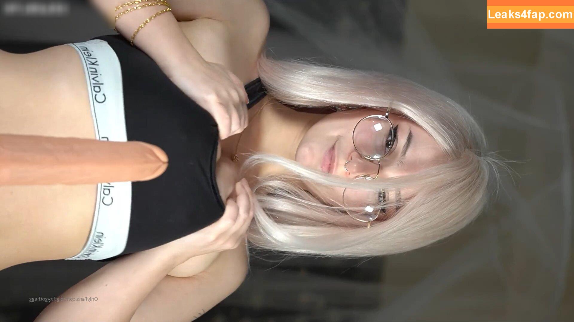 bigtittygothegg / goth__egg leaked photo photo #0060