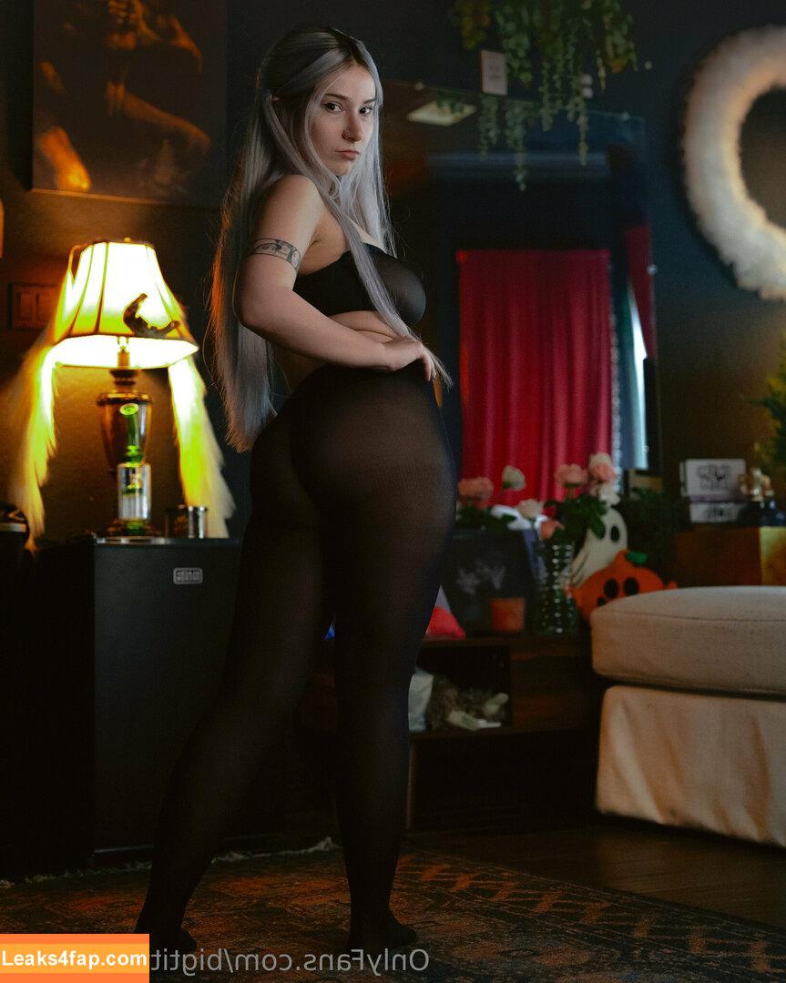 bigtittygothegg / goth__egg leaked photo photo #0235