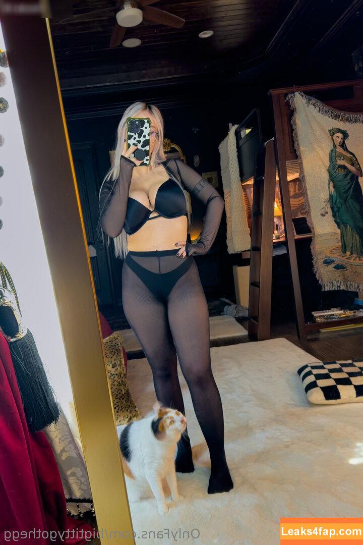 bigtittygothegg / goth__egg leaked photo photo #0743