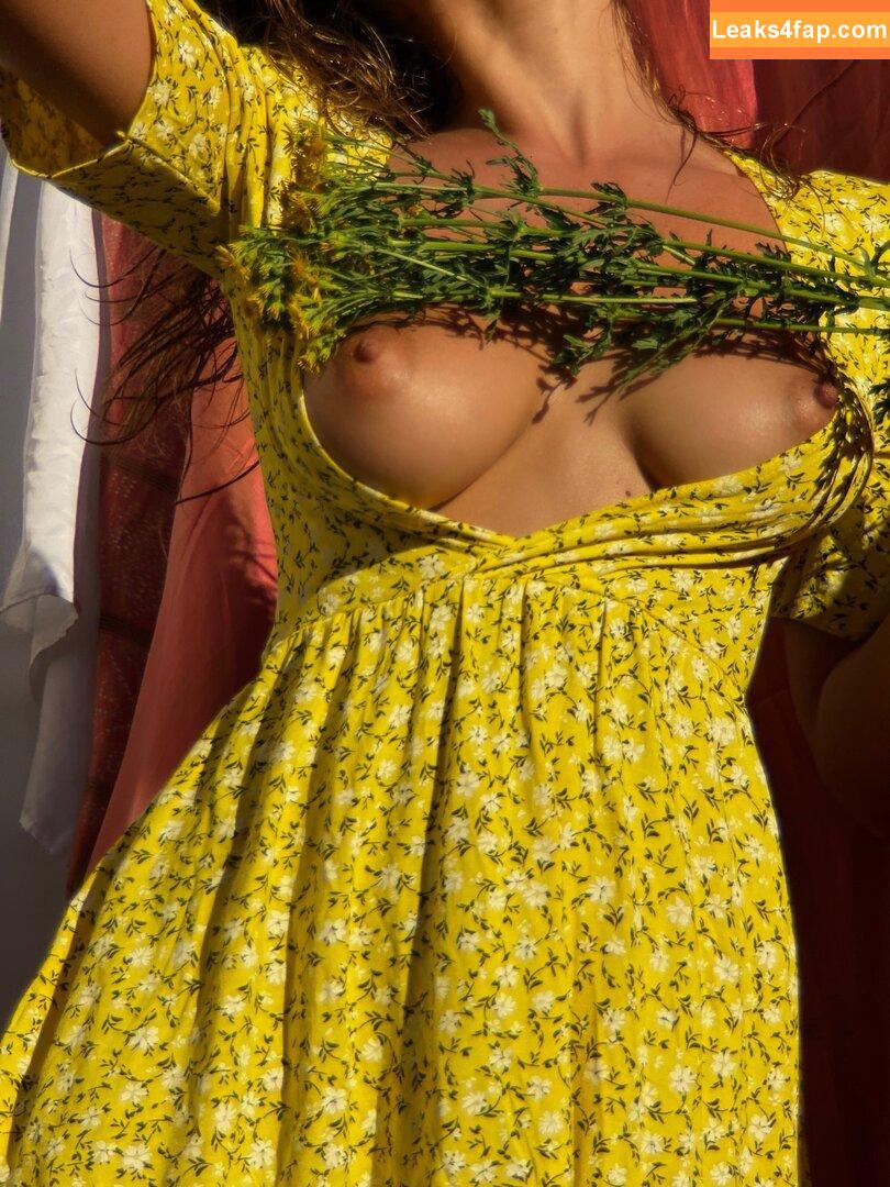 Emily Agnes / emily_agnes_ / is_that_emilyyy / isthatemily leaked photo photo #0123