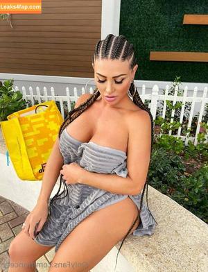 Francia James photo #0026