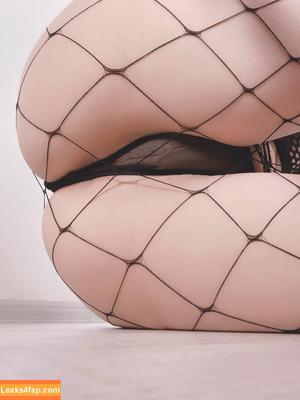 Helly Von Valentine photo #0011