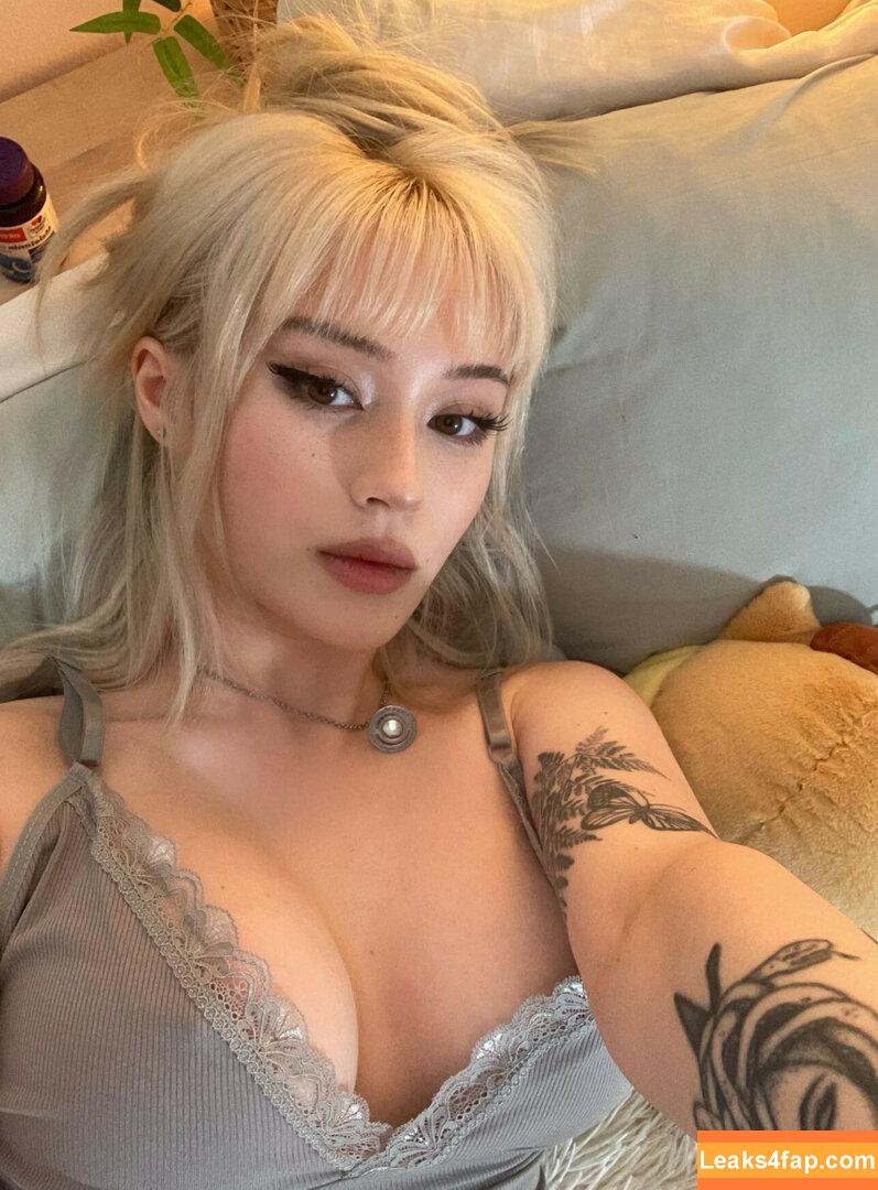 JadeyAnh / ja.dey / vylerria leaked photo photo #0039