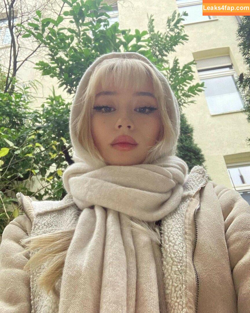 JadeyAnh / ja.dey / vylerria leaked photo photo #0040