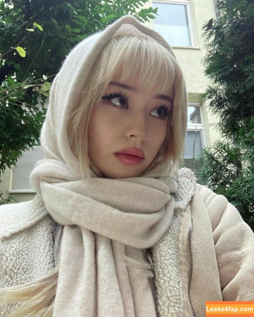 JadeyAnh / ja.dey / vylerria leaked photo photo #0041