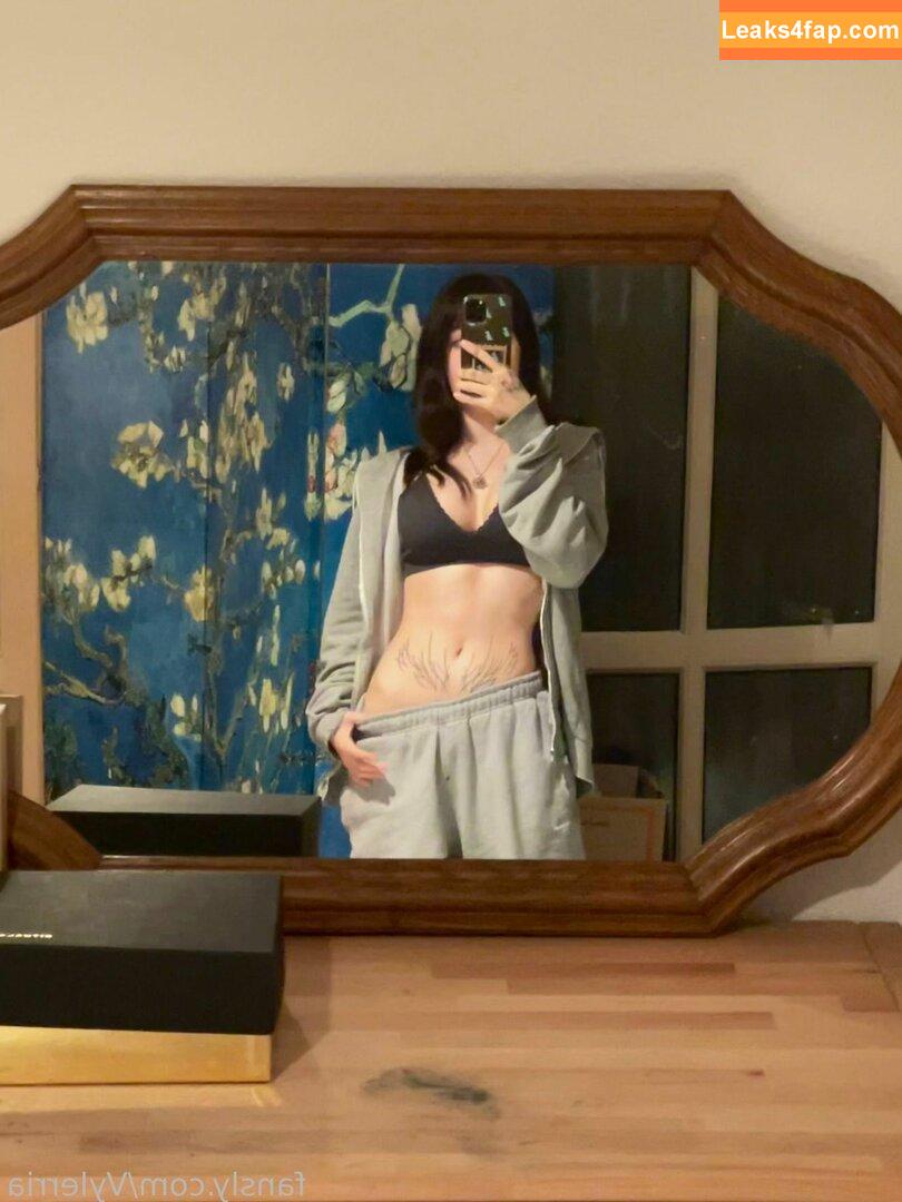 JadeyAnh / ja.dey / vylerria leaked photo photo #0044