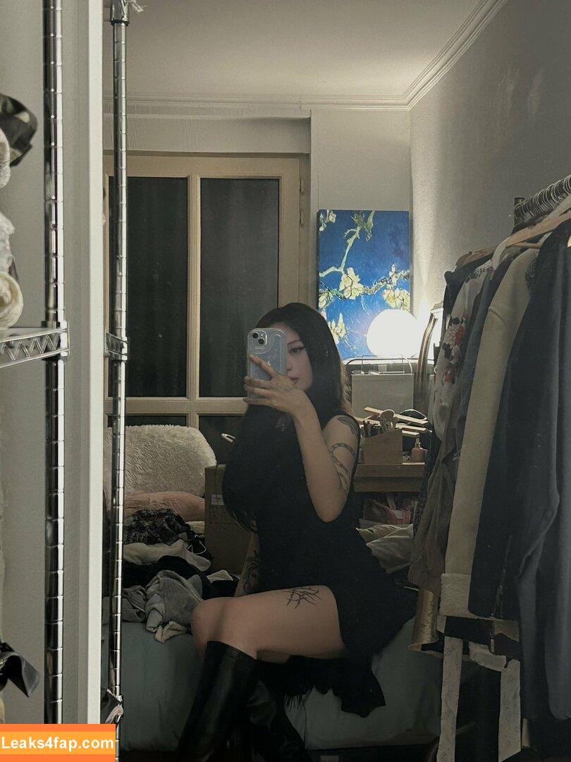 JadeyAnh / ja.dey / vylerria leaked photo photo #0057