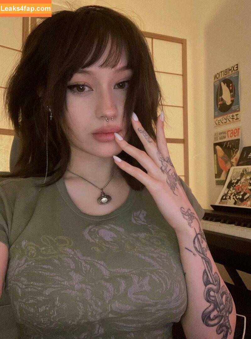 JadeyAnh / ja.dey / vylerria leaked photo photo #0059