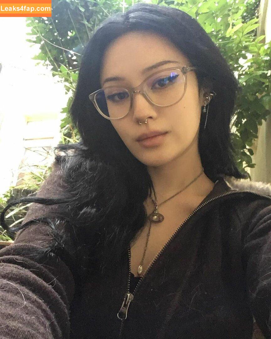 JadeyAnh / ja.dey / vylerria leaked photo photo #0067