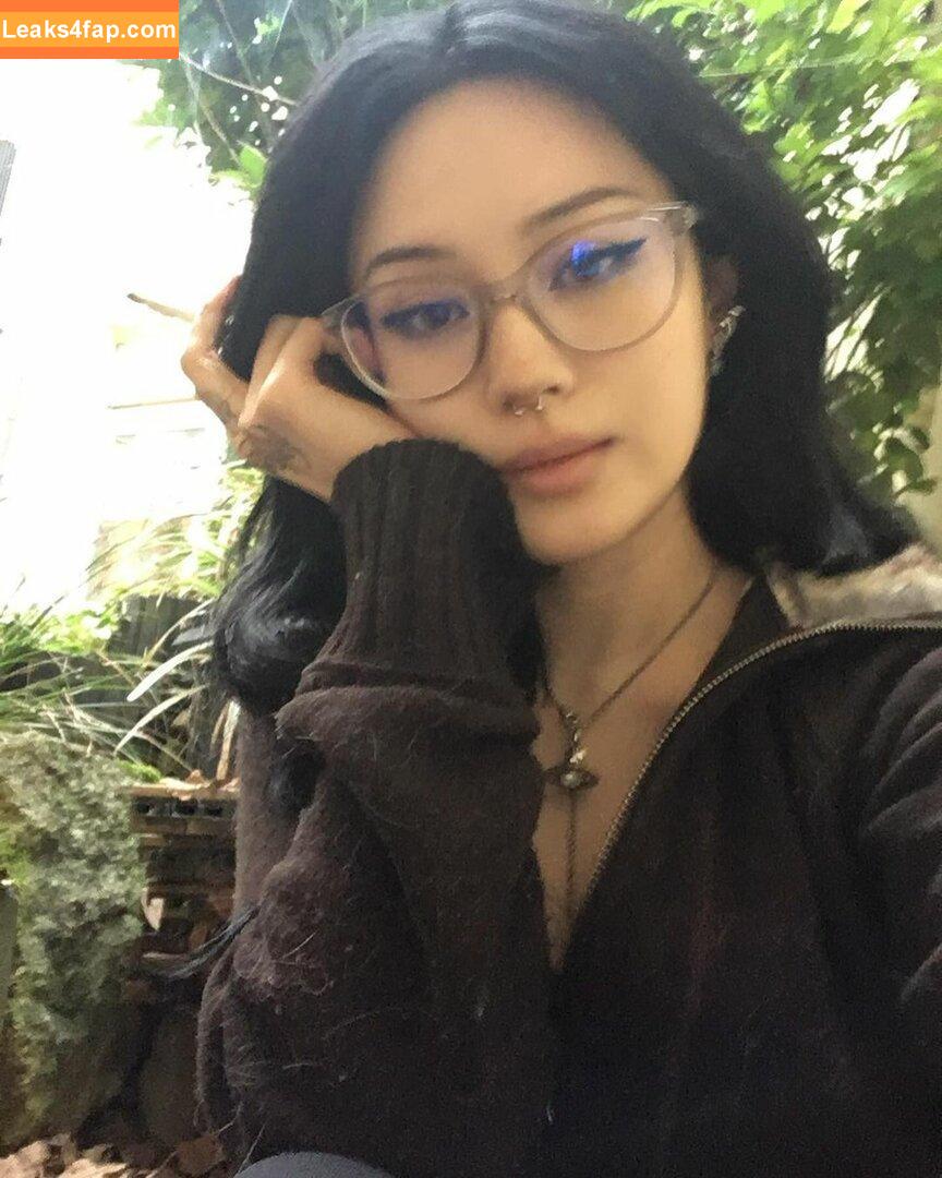 JadeyAnh / ja.dey / vylerria leaked photo photo #0068