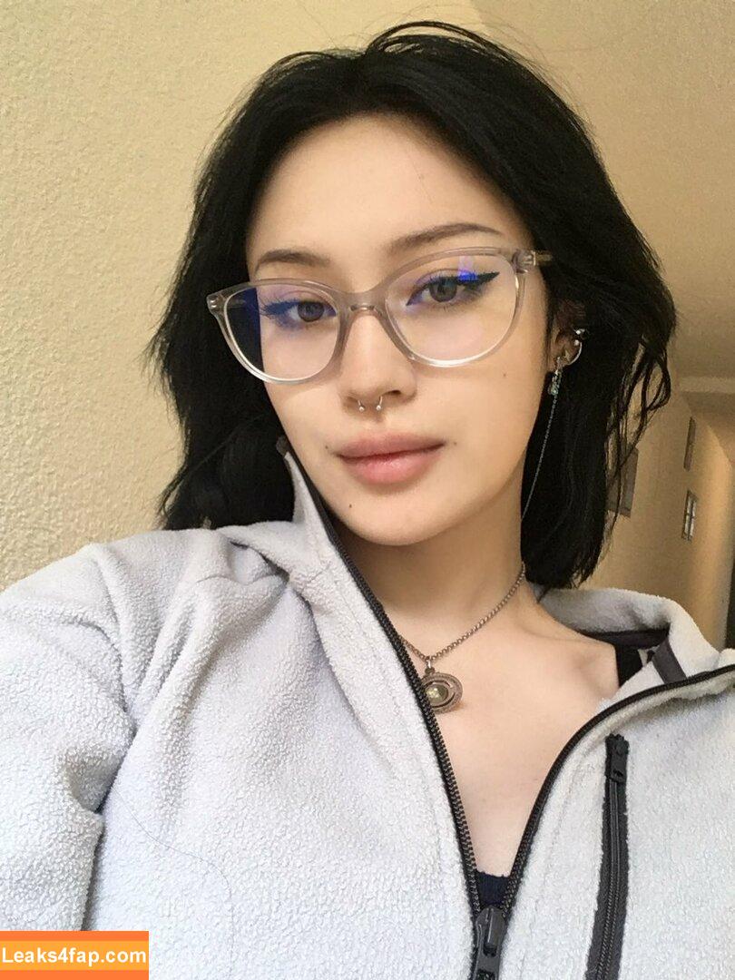 JadeyAnh / ja.dey / vylerria leaked photo photo #0069