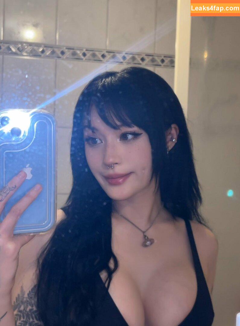 JadeyAnh / ja.dey / vylerria leaked photo photo #0083