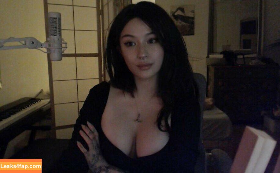 JadeyAnh / ja.dey / vylerria leaked photo photo #0195