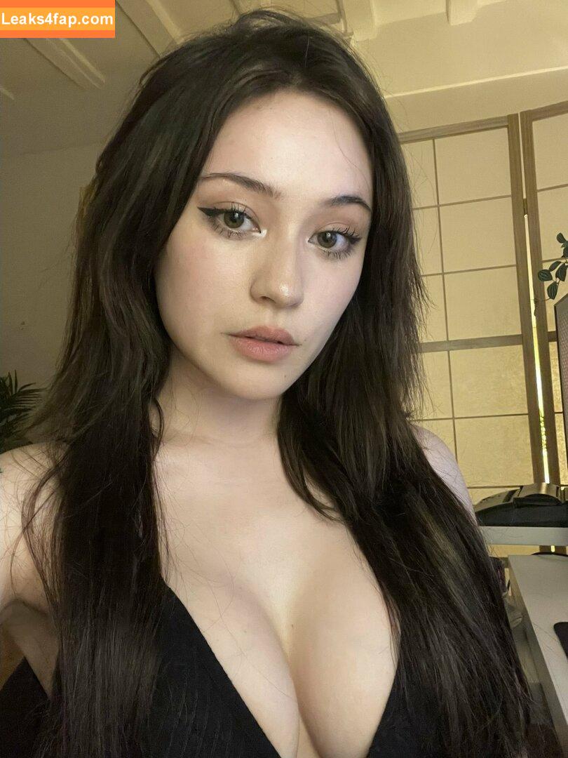 JadeyAnh / ja.dey / vylerria leaked photo photo #0270