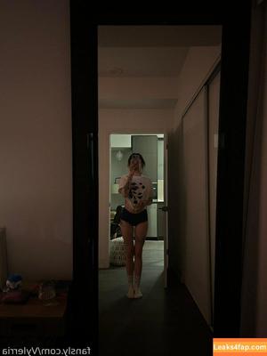 JadeyAnh photo #0166