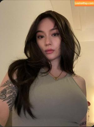 JadeyAnh photo #0200