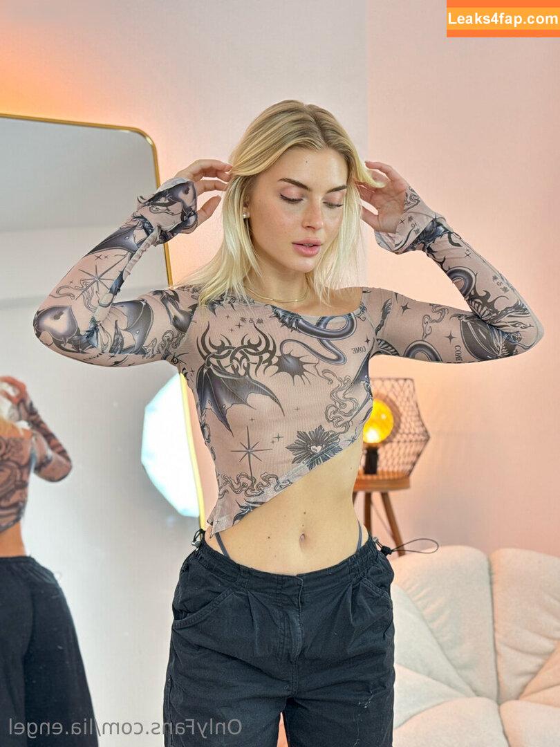 Lia Engel / liaagray leaked photo photo #0006