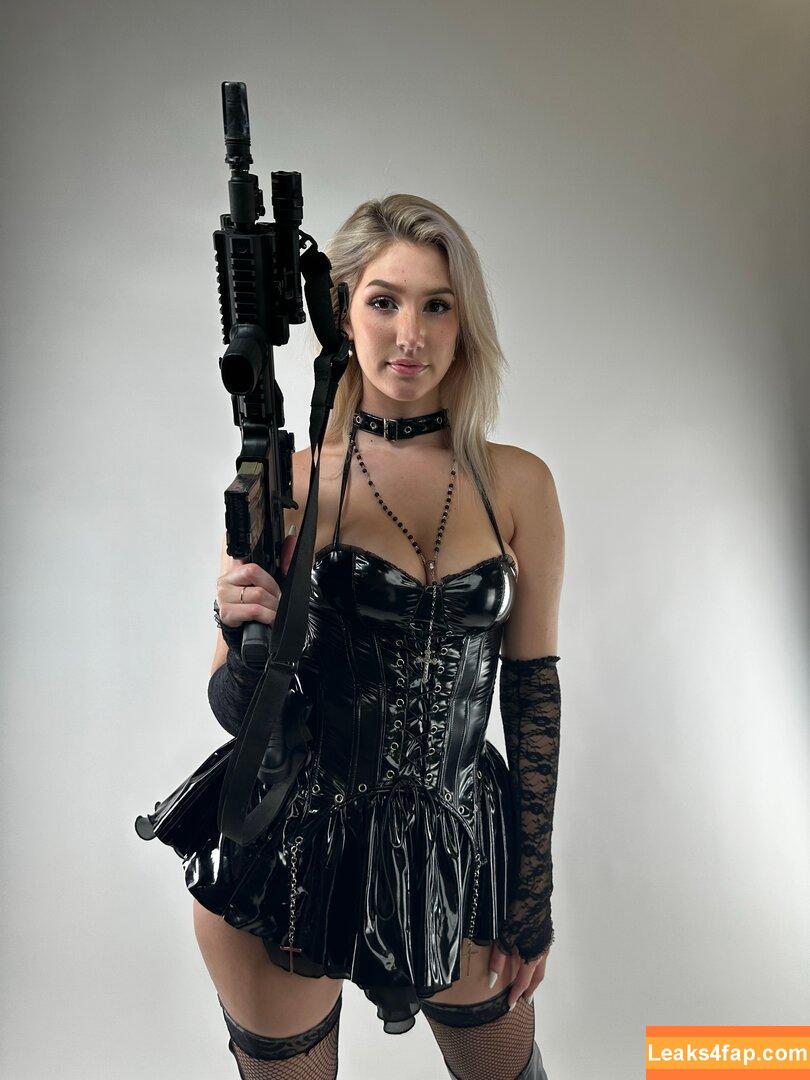Mejgiey / Megan Burns / mejgiey.rose / oou.spicy leaked photo photo #0019