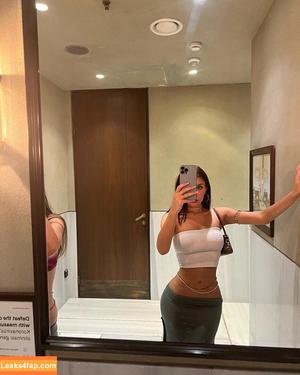 Mikaela Testa photo #0014