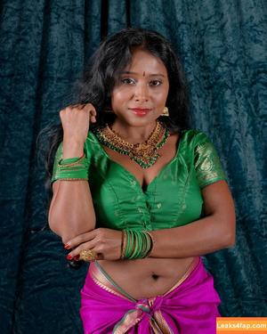 Nikita Gokhale photo #0001