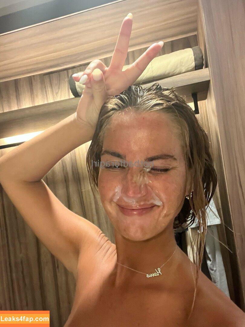 notbadforagirl / queenharrie leaked photo photo #0004