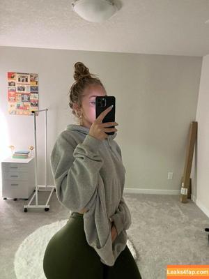 Oliviakayemyers photo #0038