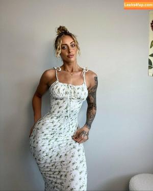 Oliviakayemyers photo #0051