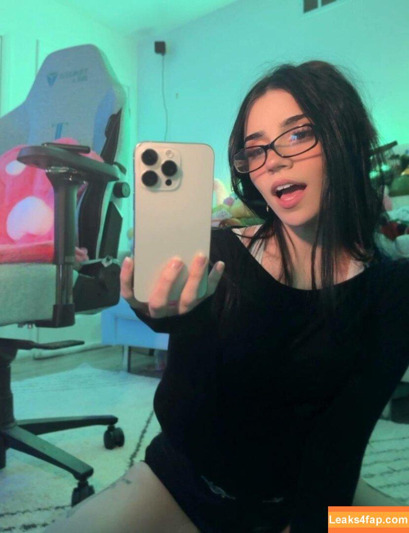 Oxythoughtin / Avivasofia / Misopacketbae leaked photo photo #0204