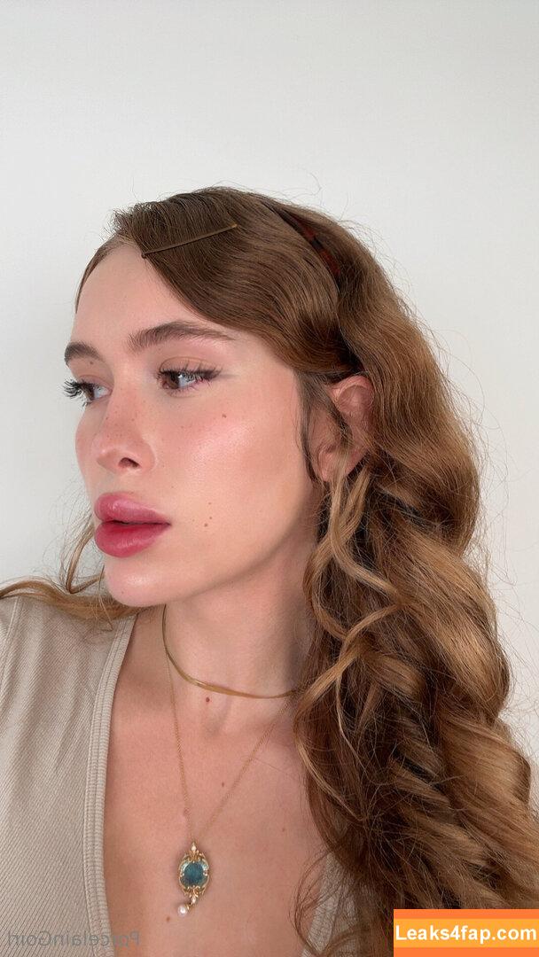 porcelaingoirl /  leaked photo photo #0085