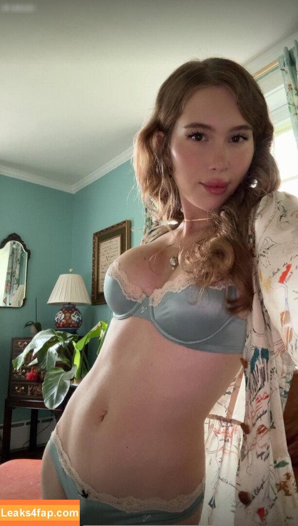 porcelaingoirl /  leaked photo photo #0129