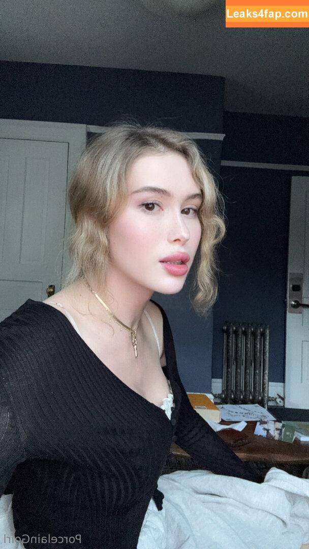porcelaingoirl /  leaked photo photo #0145