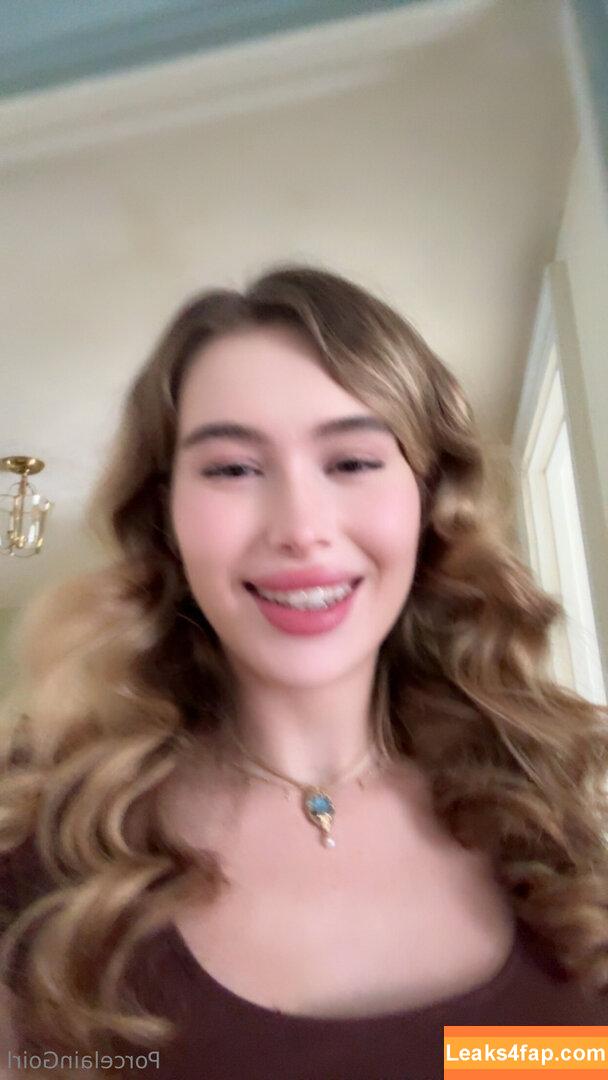 porcelaingoirl /  leaked photo photo #0175