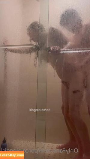 porcelaingoirl photo #0025