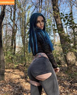 Riae photo #0679