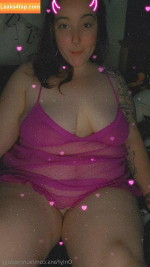 sunniedayz photo #0015