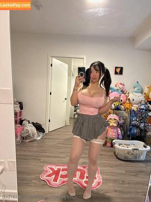 Trophyslut photo #0026