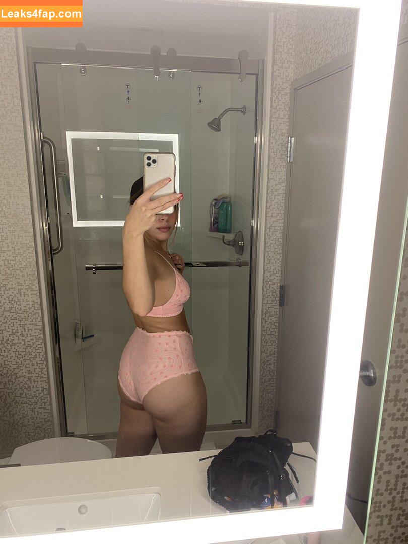 Uhveenyuh / HootieJessXO / mrshatake27 leaked photo photo #0049